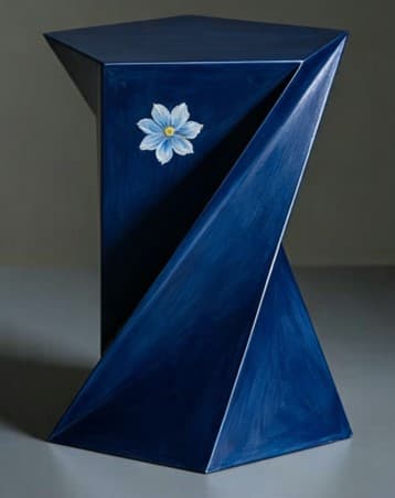 FLOWER VASE 